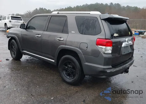 2013 Toyota 4Runner Sr5 z USA, uszkodzony, nr VIN JTEZU5JR1D5052005